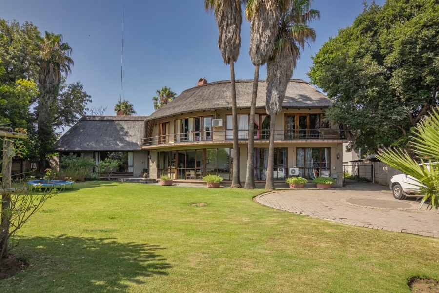 6 Bedroom Property for Sale in Panorama Free State